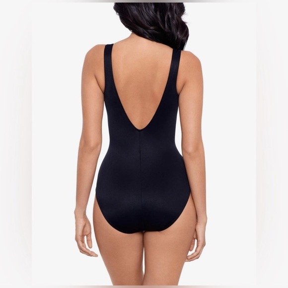 Miraclesuit Illusionists Crossover With Mesh One Piece in Black Size 8 New - Picture 3 of 8